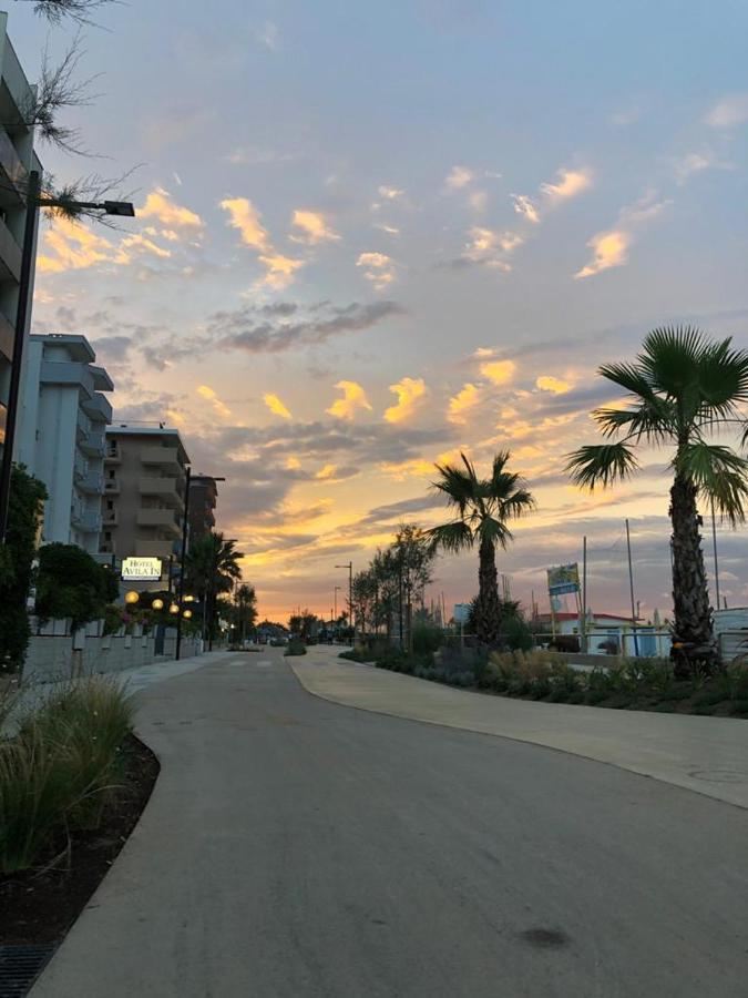 Hotel Rosati Rimini Kültér fotó