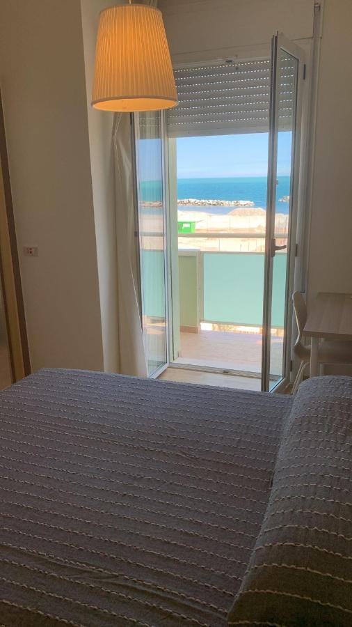 Hotel Rosati Rimini Kültér fotó
