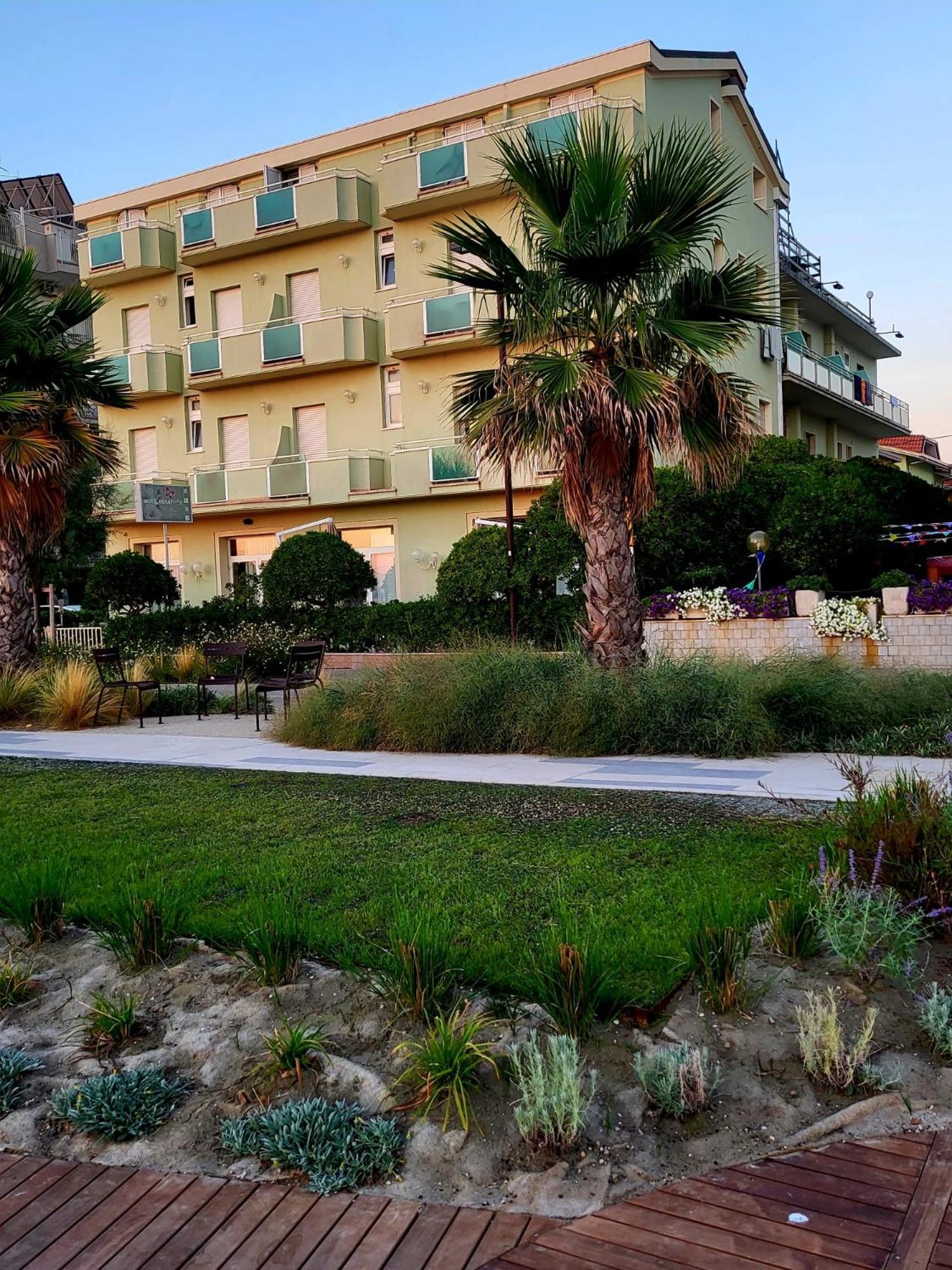 Hotel Rosati Rimini Kültér fotó