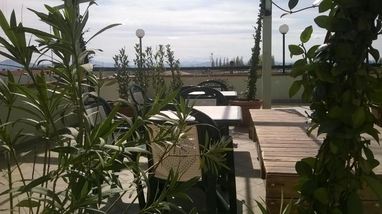 Hotel Rosati Rimini Kültér fotó