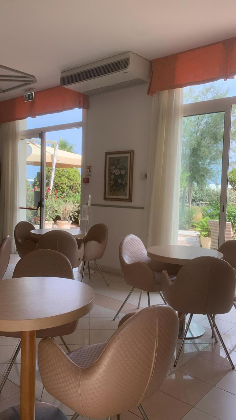 Hotel Rosati Rimini Kültér fotó
